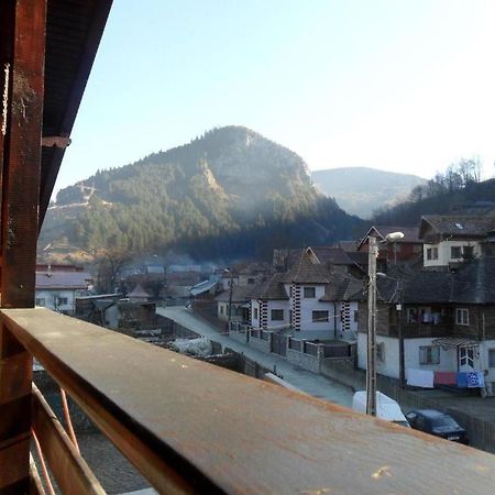 Pensiune Maria Rucăr Esterno foto