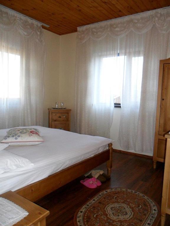 Pensiune Maria Rucăr Esterno foto